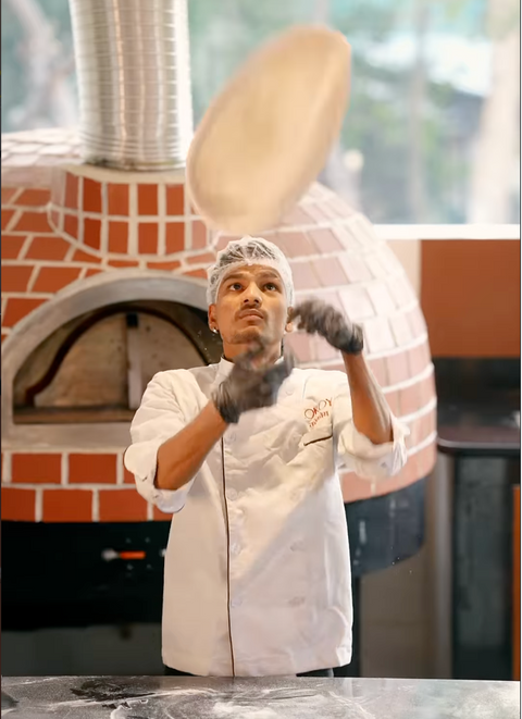 Food & Beverage (F&B) staff